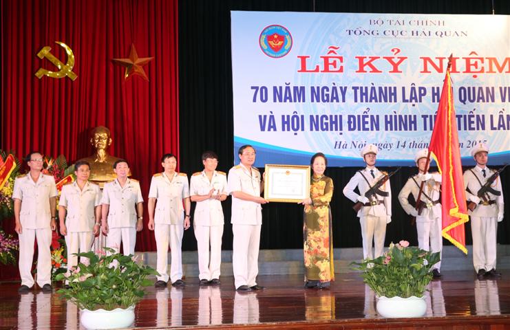 ສະເຫຼີມສະຫຼອງ70ປີແຫ່ງວັນສ້າງຕັ້ງກົມໃຫຍ່ພາສີ,ກະຊວງການເງິນ